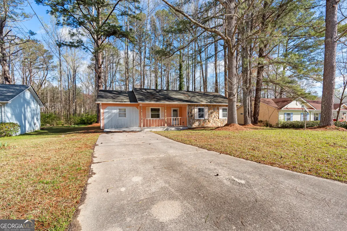 5295 Garvey Drive, Fairburn, GA 30213 - #1