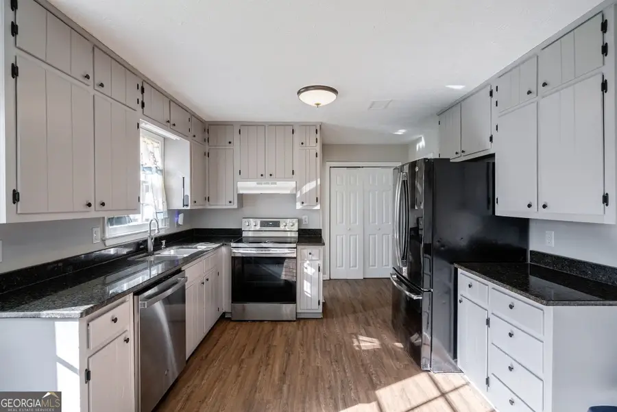 4284 SE Village Green Circle, Conyers, GA 30013 - #3