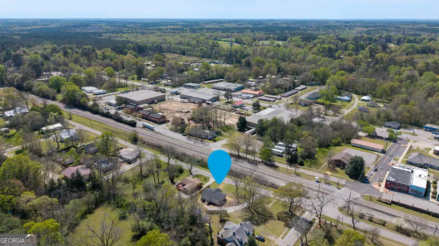 509 Carlton Ave., Union Point, GA 30669 - #2