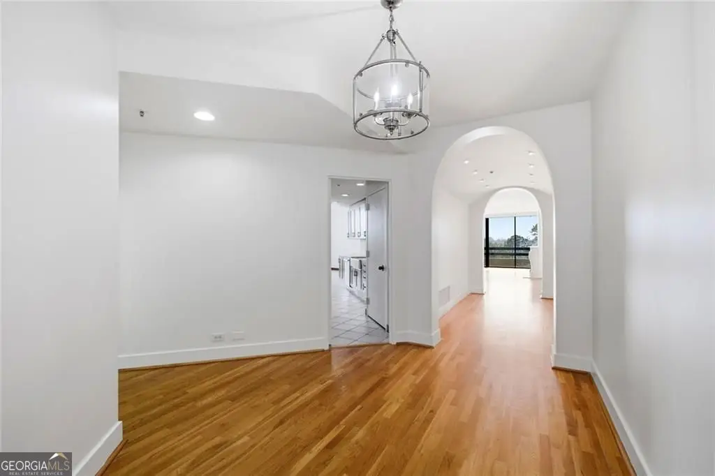2660 Peachtree Road Nw #9G, Atlanta, GA 30305 - #1