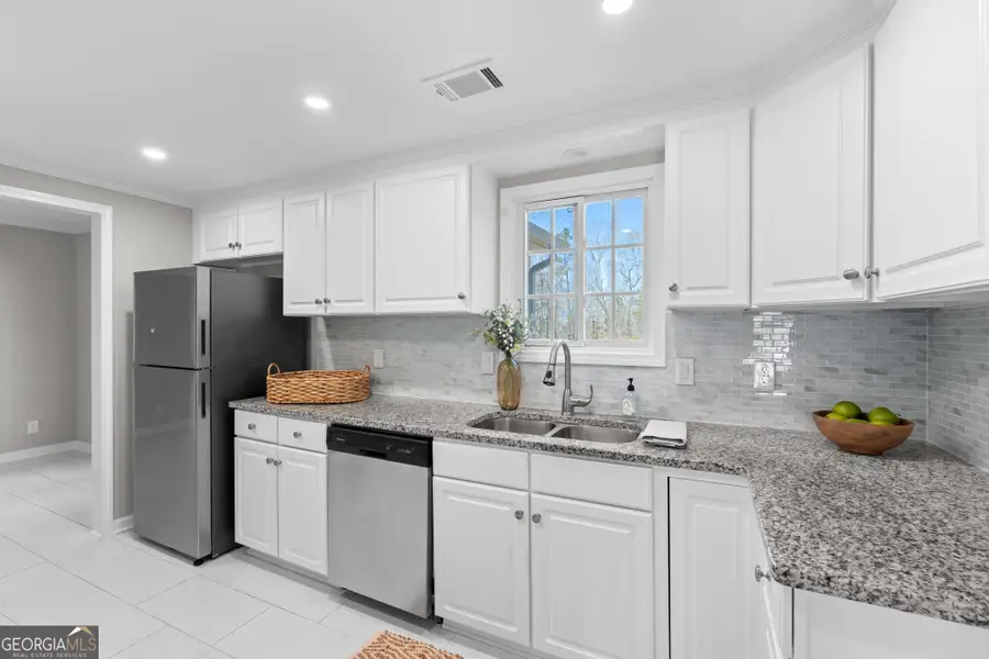 155 Bear Run Court, Chattahoochee Hills, GA 30268 - #3
