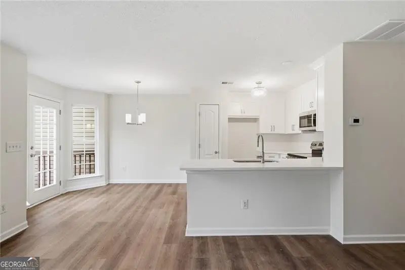 533 Fox Creek Crossing, Woodstock, GA 30188 - #2