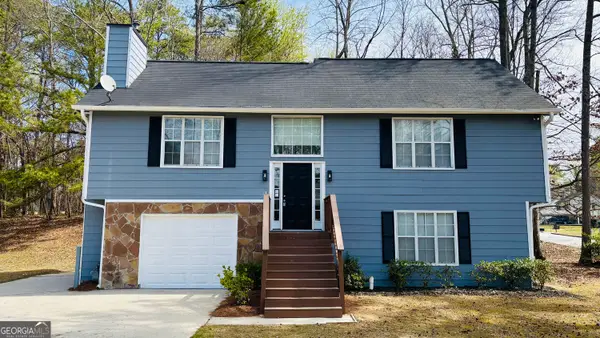 1015 Sly Fox Court, Stone Mountain, GA 30088