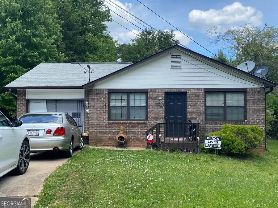 2051 Kimber Trail, Stone Mountain, GA 30088 - #2