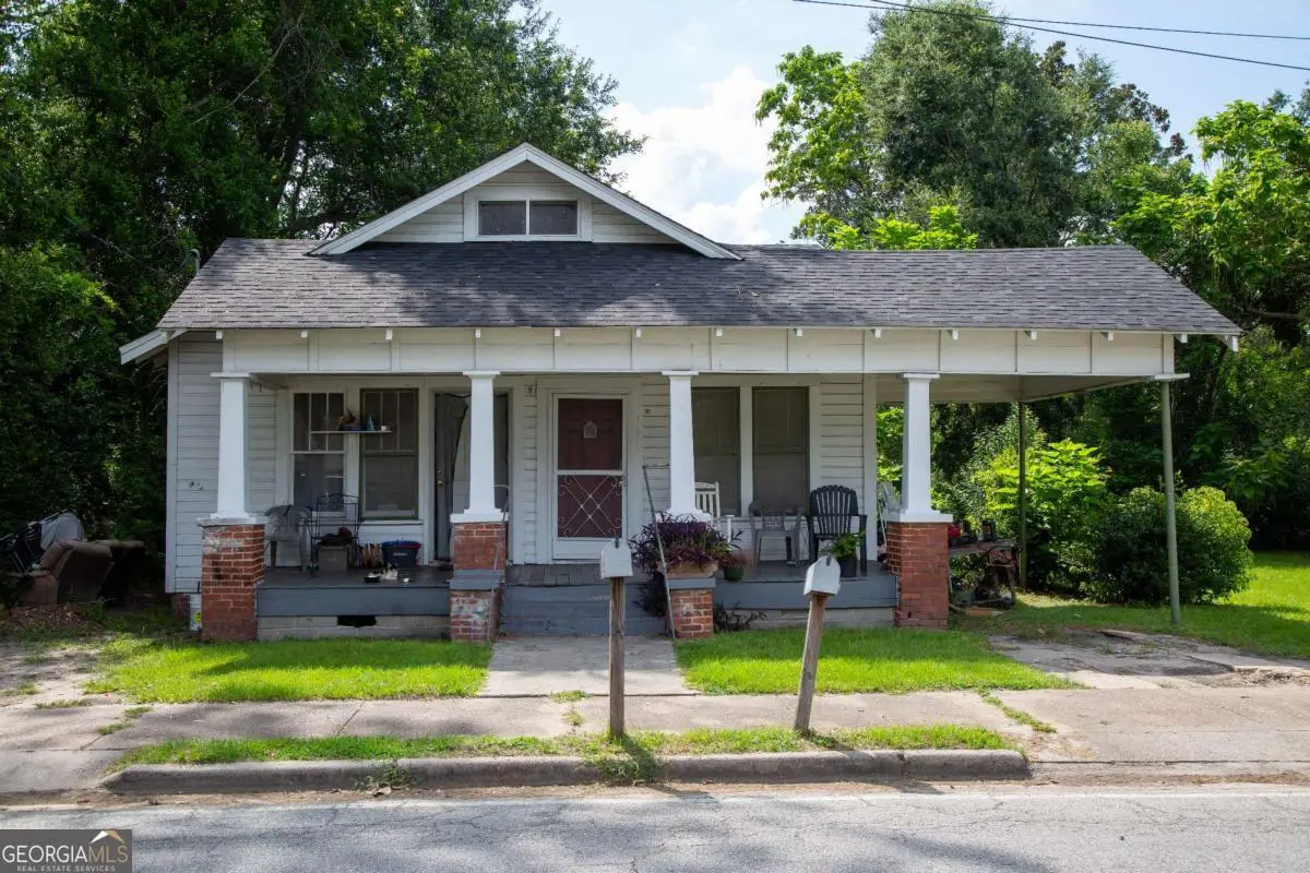 88 Oak Street, Baxley, GA 31513 - #1
