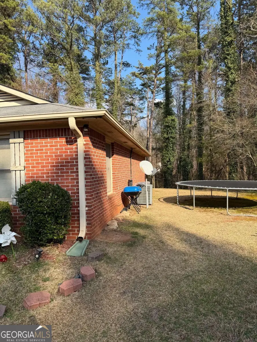 1628 Riverside Trail Ne, Conyers, GA 30013 - #3