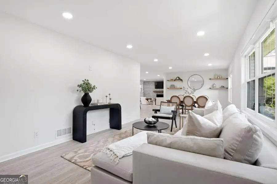 3830 White Haven Drive Se, Smyrna, GA 30082 - #2