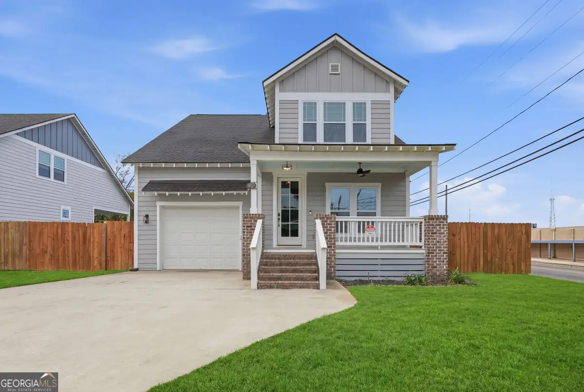 2001 E 38th Street, Savannah, GA 31404 - #1