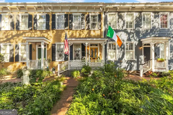 528 E Jones Street, Savannah, GA 31401