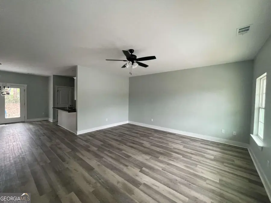 307 Mclean Street, Claxton, GA 30417 - #3