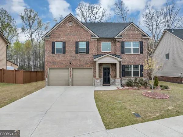 609 Azalea Bloom Dr, Loganville, GA 30052
