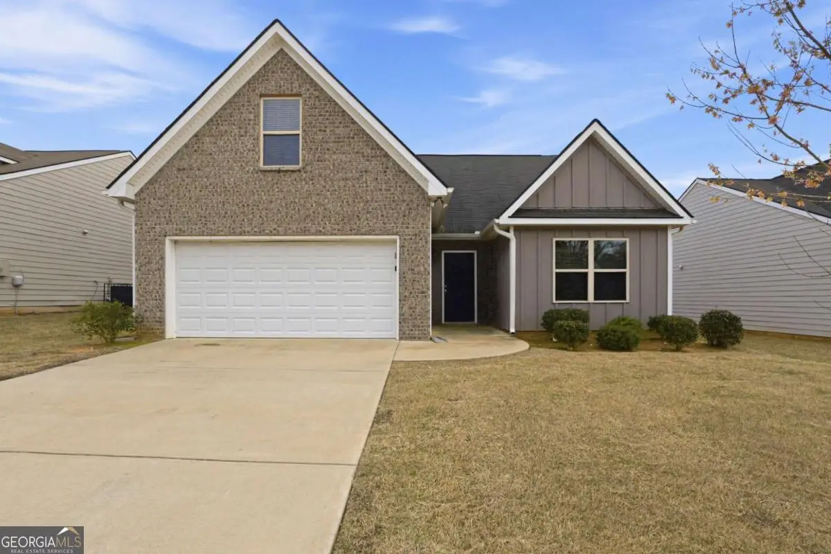122 W Lexington Avenue, Griffin, GA 30223 - #1