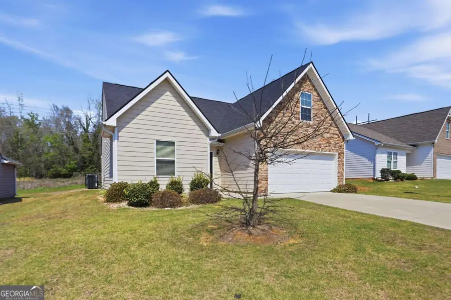 133 W Lexington Avenue, Griffin, GA 30223 - #2