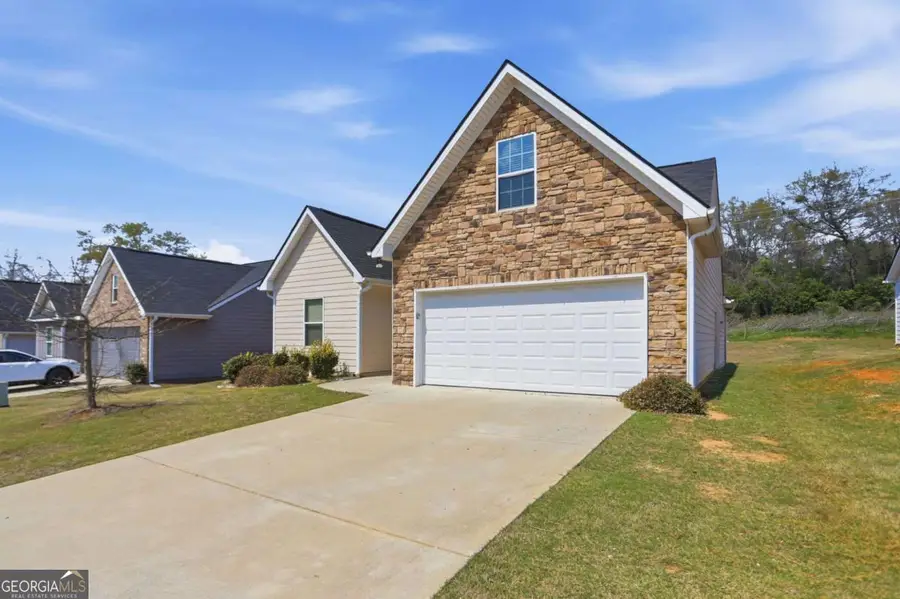 133 W Lexington Avenue, Griffin, GA 30223 - #3