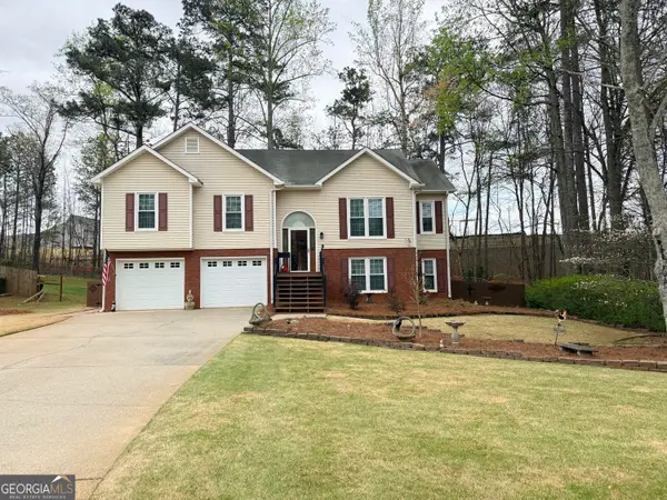 1052 SW Queensbury Run, Acworth, GA 30102