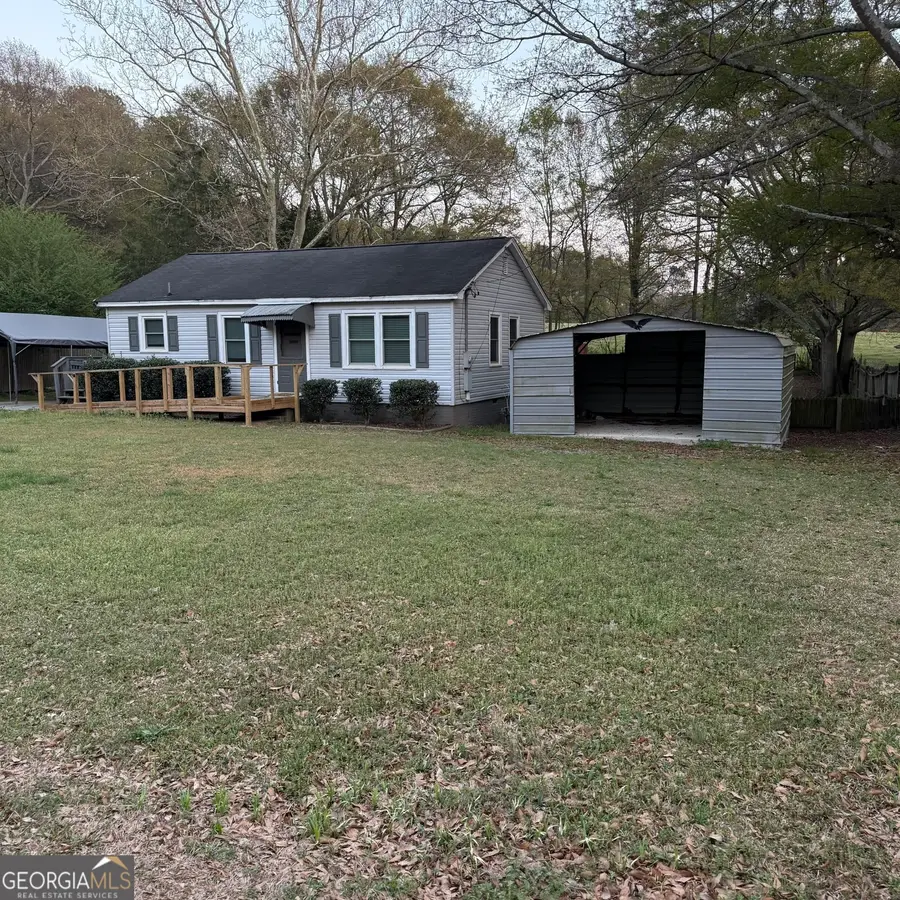 215 Murray Avenue, Hartwell, GA 30643 - #2