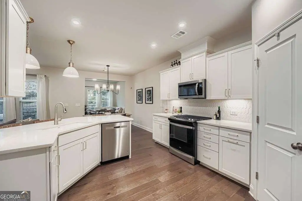 354 Watson Ave, Woodstock, GA 30189 - #1