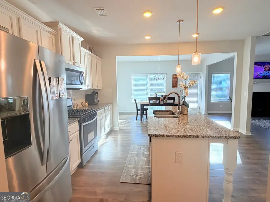 1040 Shadow Glen Drive, Fairburn, GA 30213 - #3