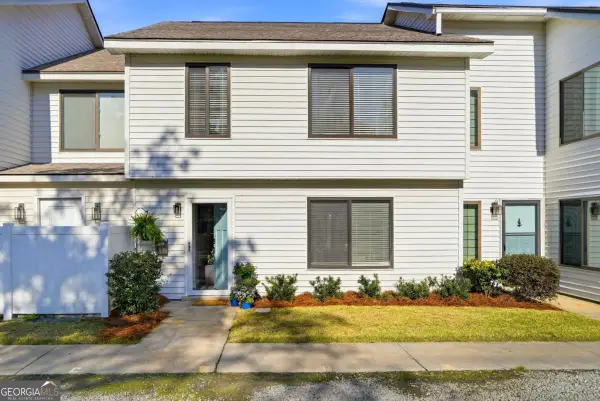 805 Mallery Street #B, St. Simons, GA 31522