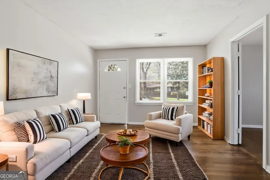 829 Bonneville Terrace Nw, Atlanta, GA 30331 - #2