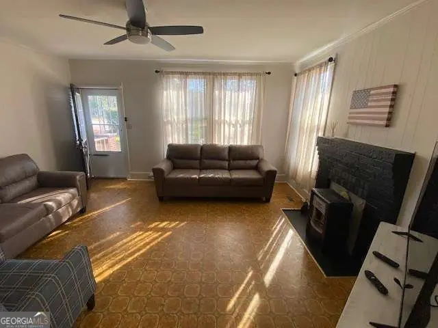 215 W 13th Street, Tifton, GA 31794 - #2