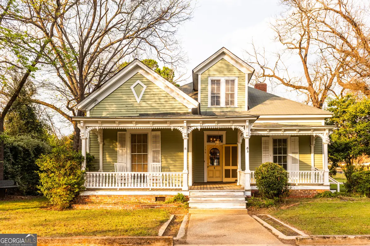 296 W Hightower Trail, Social Circle, GA 30025 - #1