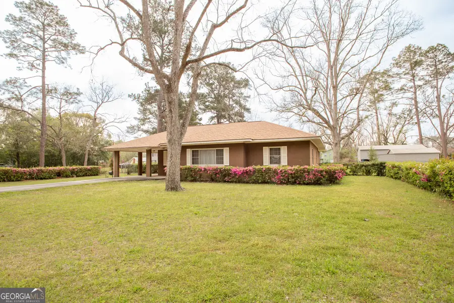 1917 Gilchrist Avenue, Waycross, GA 31503 - #2
