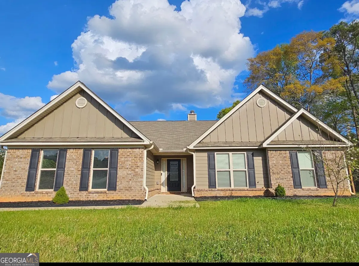 2028 Highway 211 Ne, Statham, GA 30666 - #1