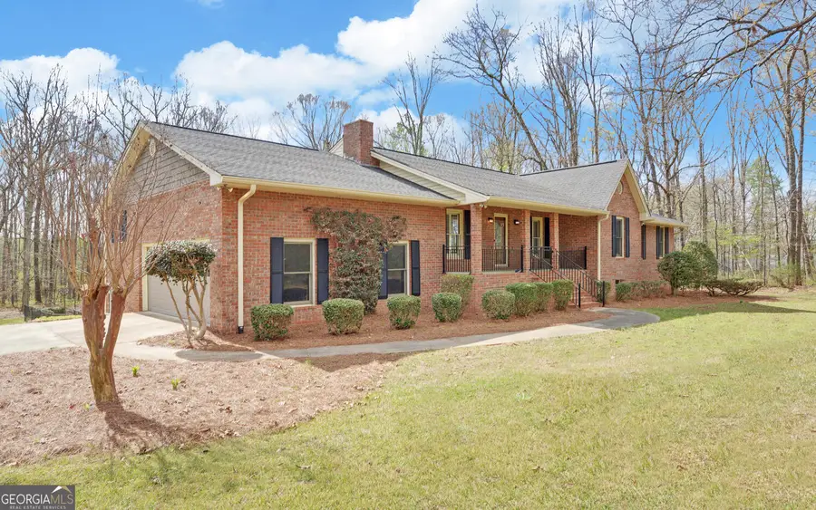 197 Woodland Way, Dewy Rose, GA 30634 - #2