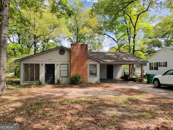 210 Bazemore Circle, Warner Robins, GA 31093