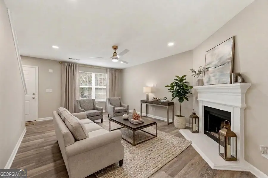 4273 Chestnut Lake Avenue, Lithonia, GA 30038 - #2