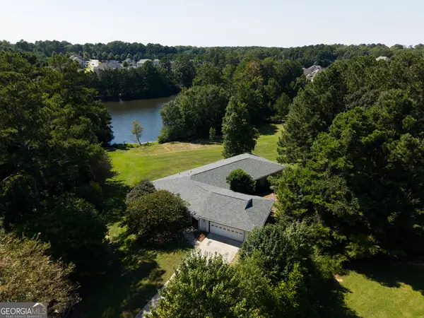 135 Knights Court, Fayetteville, GA 30215