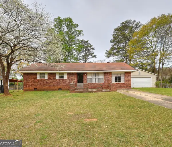 2261 Clairmont Circle, Snellville, GA 30078