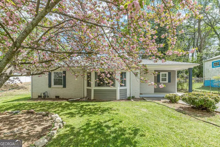 3182 Lake Avenue, Hapeville, GA 30354 - #2