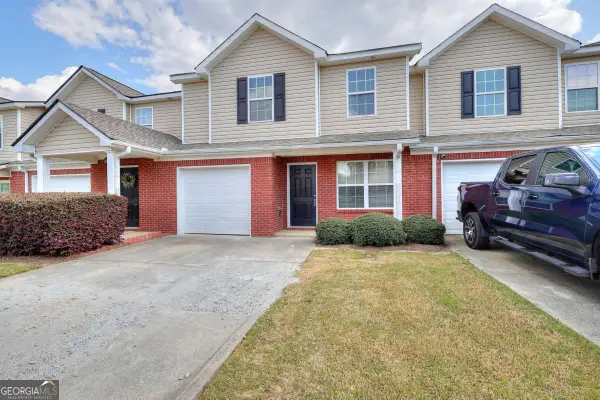 453 Tara Commons Circle, Loganville, GA 30052