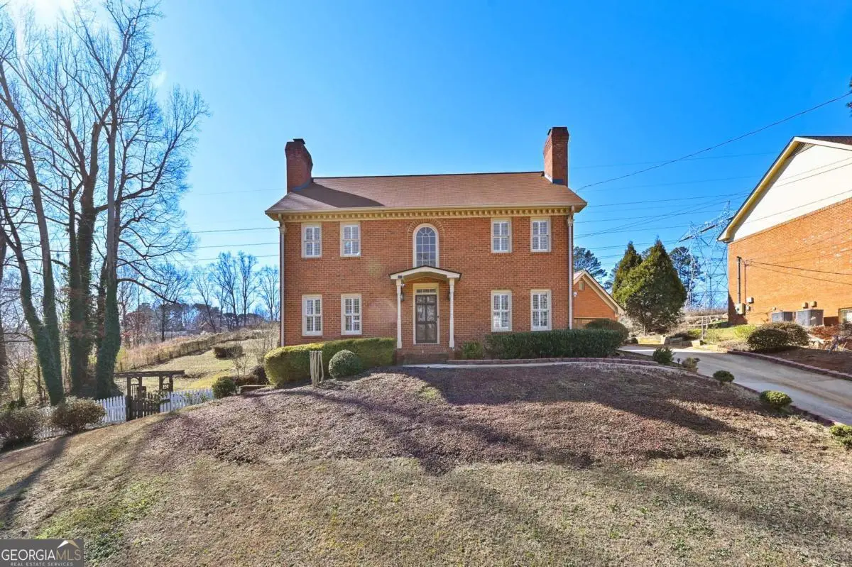 110 Amsterdam Drive Sw, Lilburn, GA 30047 - #1