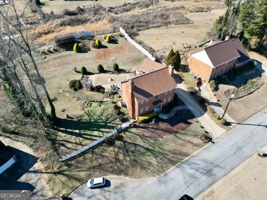 110 Amsterdam Drive Sw, Lilburn, GA 30047 - #3