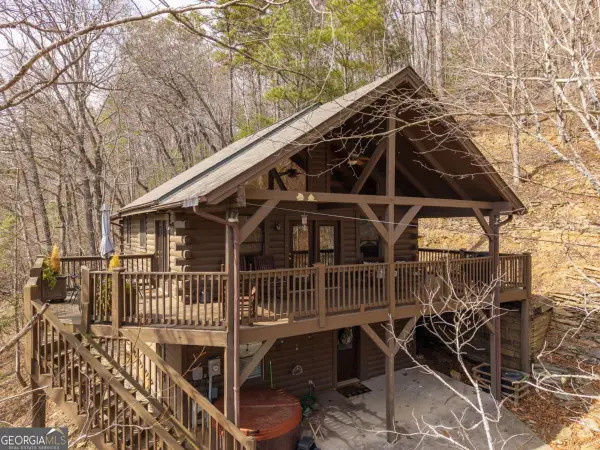 223 Novena Court, Ellijay, GA 30540