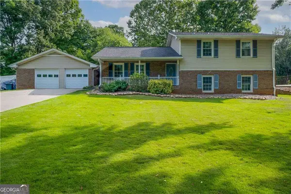 11165 Crosshaven Drive, Roswell, GA 30075