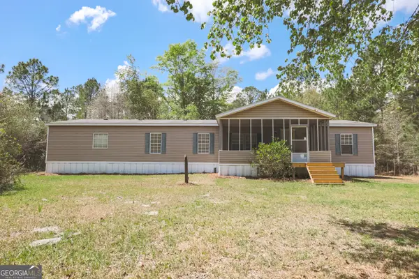 86 Smith Road, Nahunta, GA 31553