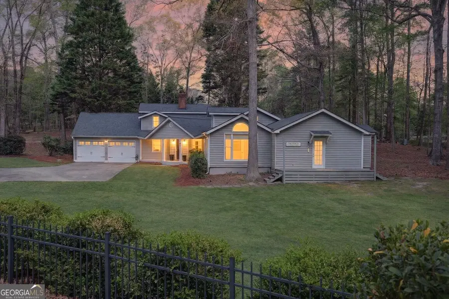 627 Rock Springs Road, Lawrenceville, GA 30043 - #3