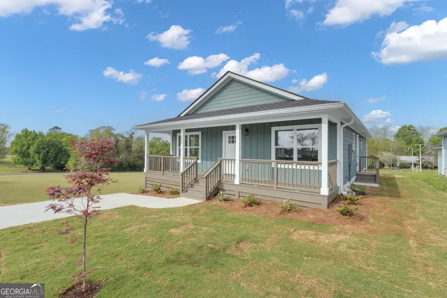 1004 Callaway Avenue, Lagrange, GA 30240 - #3