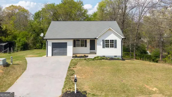 110 Walraven Way Se, Calhoun, GA 30701