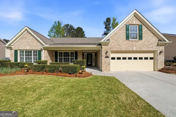 1265 Creek Pointe Circle, Lawrenceville, GA 30043
