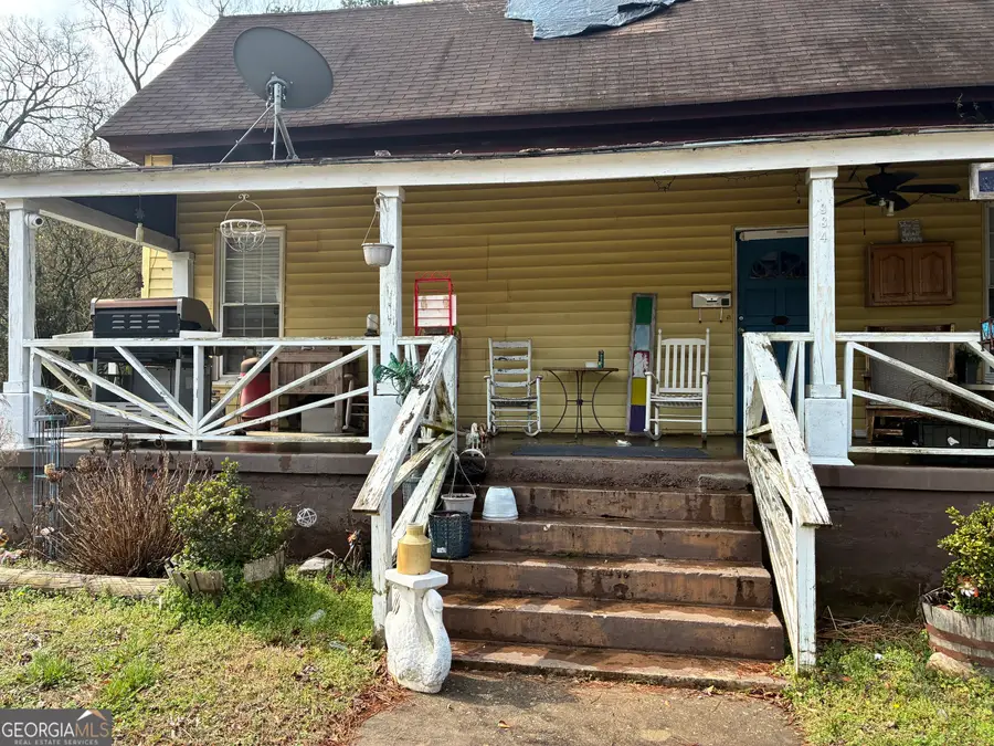 334 Atlanta Street, Barnesville, GA 30204 - #2