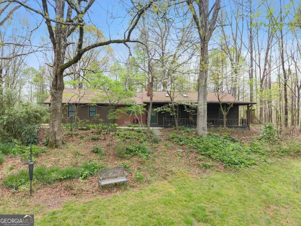 353 Riverwood Road, Lula, GA 30554