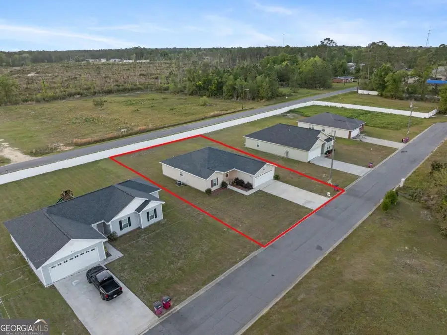672 Lakeside Circle, Baxley, GA 31513 - #3