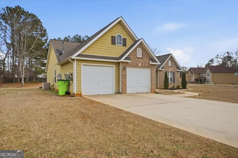 1201 Pendley Point, Hampton, GA 30228 - #2