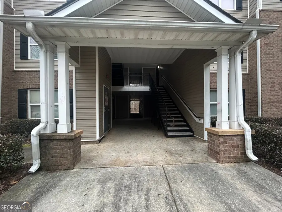 8104 Fairington Ridge Circle, Lithonia, GA 30038 - #2