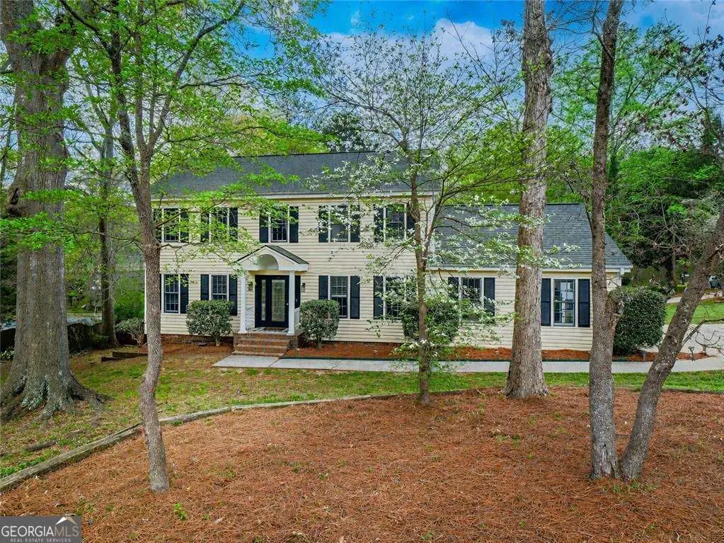 945 E Riverbend Drive Sw, Lilburn, GA 30047 - #1